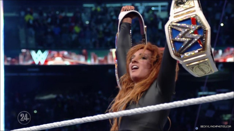 Becky_Lynch_-_The_Man_mp4_003424900.jpg