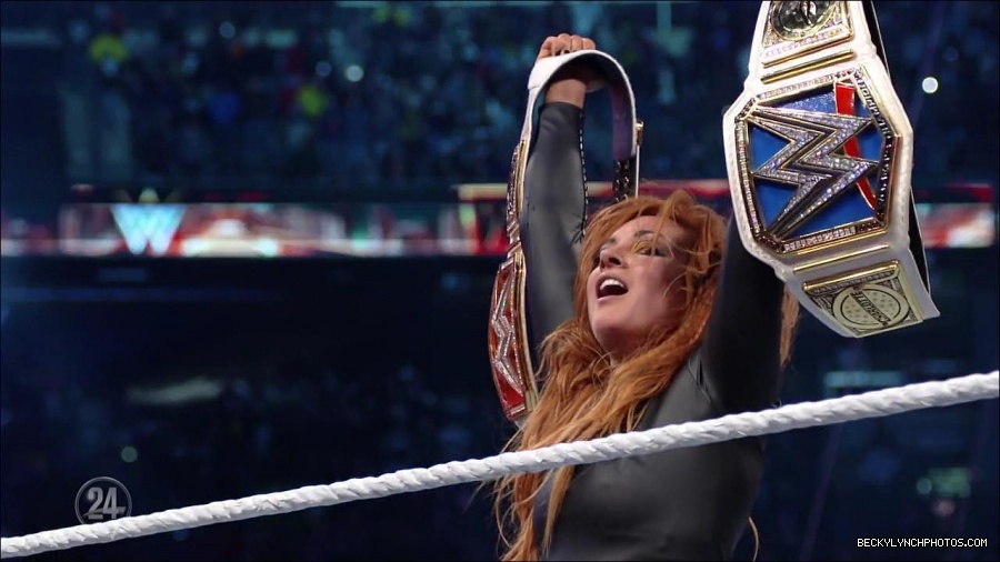 Becky_Lynch_-_The_Man_mp4_003425700.jpg