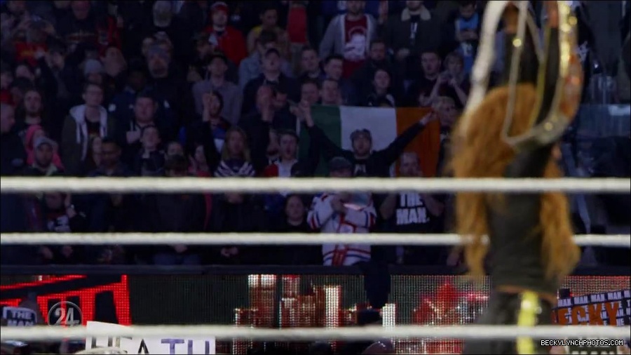 Becky_Lynch_-_The_Man_mp4_003437700.jpg