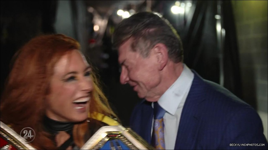 Becky_Lynch_-_The_Man_mp4_003497700.jpg