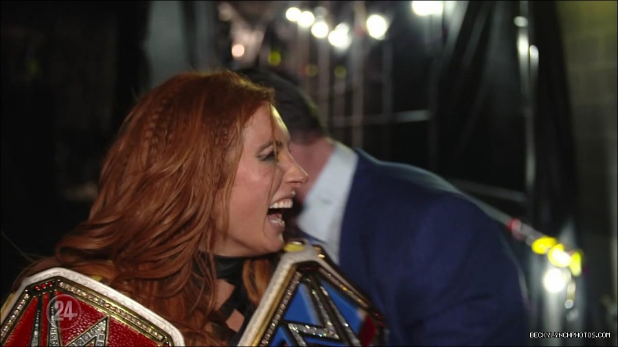 Becky_Lynch_-_The_Man_mp4_003498100.jpg