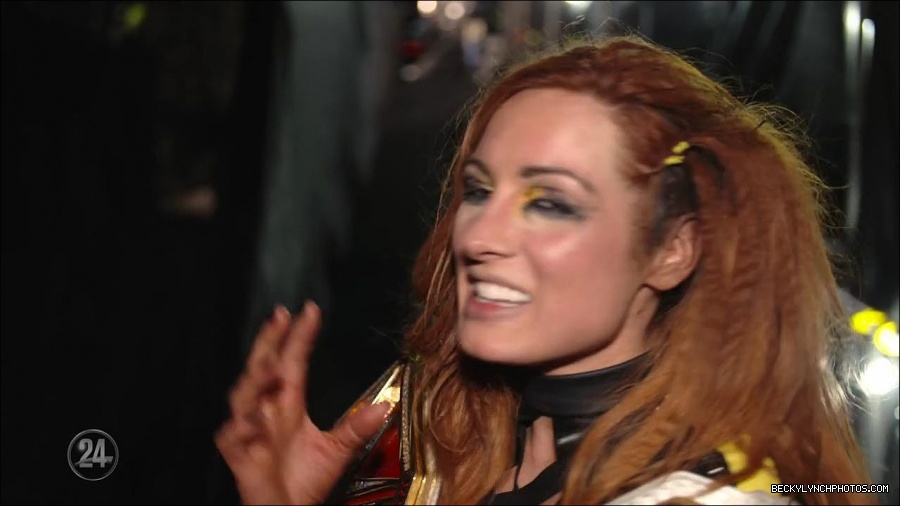 Becky_Lynch_-_The_Man_mp4_003503700.jpg