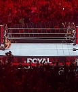 Becky_Lynch_-_The_Man_mp4_002447700.jpg