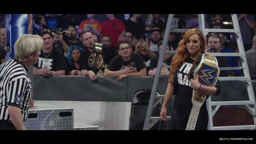 Becky_Lynch_mp4_001236666.jpg