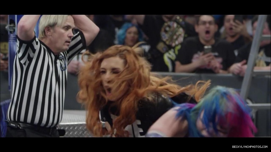 Becky_Lynch_mp4_001245466.jpg