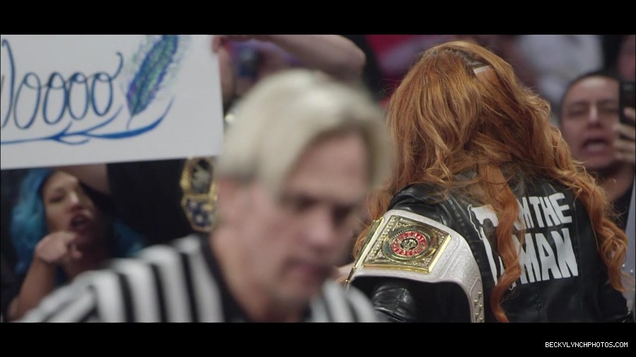 Becky_Lynch_mp4_001256266.jpg