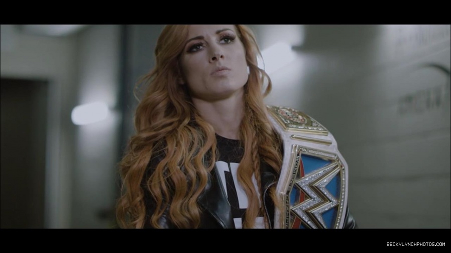 Becky_Lynch_mp4_001407866.jpg