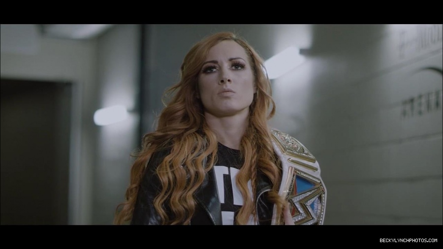 Becky_Lynch_mp4_001415066.jpg