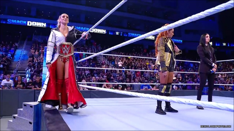 Becky_Lynch_and_Charlotte_Flairs_bitter_personal_rivalry_-_WWE_The_Build_To_Survivor_Series_2021_mp4_000007133.jpg