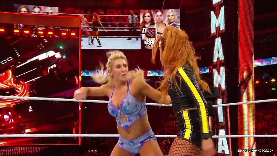 Becky_Lynch_and_Charlotte_Flairs_bitter_personal_rivalry_-_WWE_The_Build_To_Survivor_Series_2021_mp4_000147133.jpg