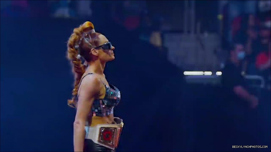 Becky_Lynch_and_Charlotte_Flairs_bitter_personal_rivalry_-_WWE_The_Build_To_Survivor_Series_2021_mp4_000196733.jpg