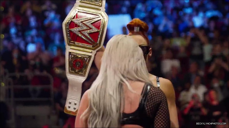 Becky_Lynch_and_Charlotte_Flairs_bitter_personal_rivalry_-_WWE_The_Build_To_Survivor_Series_2021_mp4_000205933.jpg