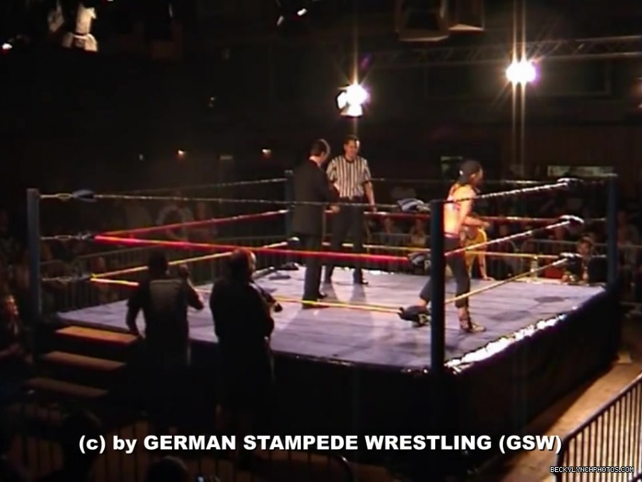 GSW_Classics_Rebecca_Knoxx_28Becky_Lynch29_vs__Kisu_-_GSW_Unstoppable_2006_065.jpg
