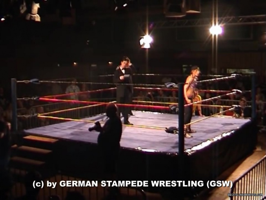GSW_Classics_Rebecca_Knoxx_28Becky_Lynch29_vs__Kisu_-_GSW_Unstoppable_2006_067.jpg