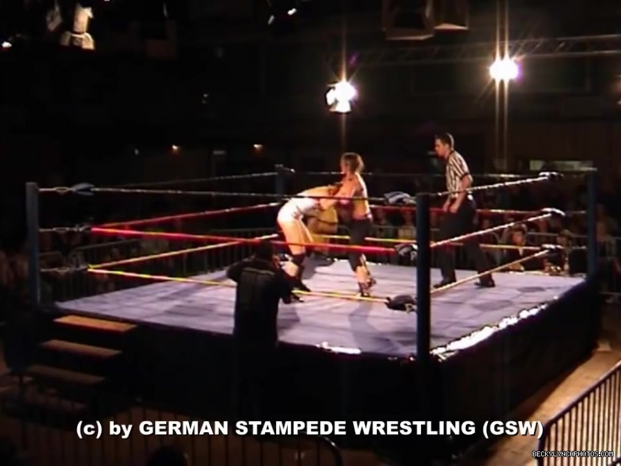 GSW_Classics_Rebecca_Knoxx_28Becky_Lynch29_vs__Kisu_-_GSW_Unstoppable_2006_352.jpg