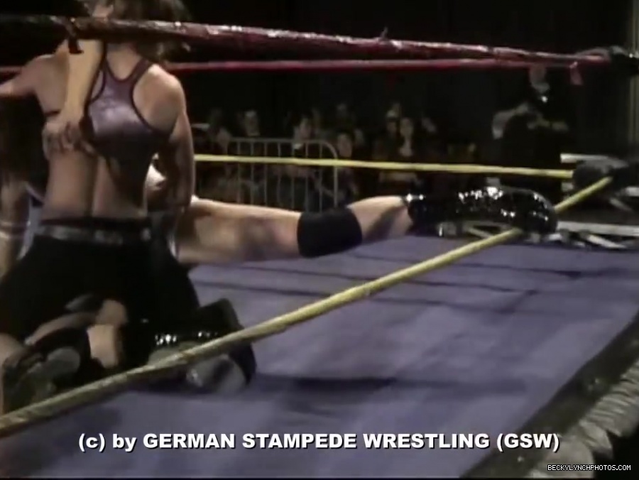 GSW_Classics_Rebecca_Knoxx_28Becky_Lynch29_vs__Kisu_-_GSW_Unstoppable_2006_367.jpg