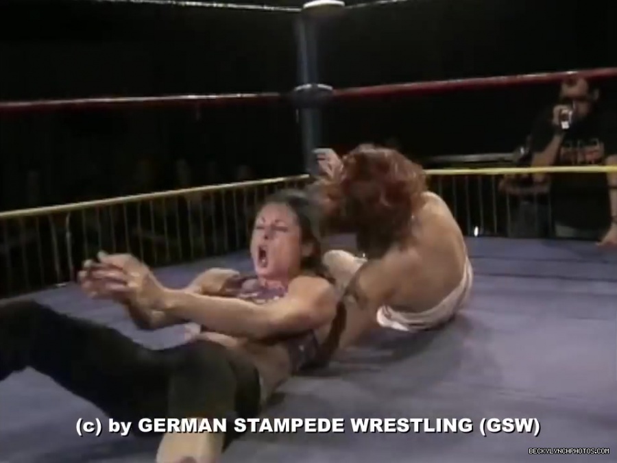 GSW_Classics_Rebecca_Knoxx_28Becky_Lynch29_vs__Kisu_-_GSW_Unstoppable_2006_386.jpg