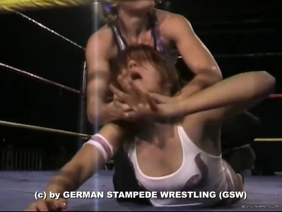 GSW_Classics_Rebecca_Knoxx_28Becky_Lynch29_vs__Kisu_-_GSW_Unstoppable_2006_464.jpg