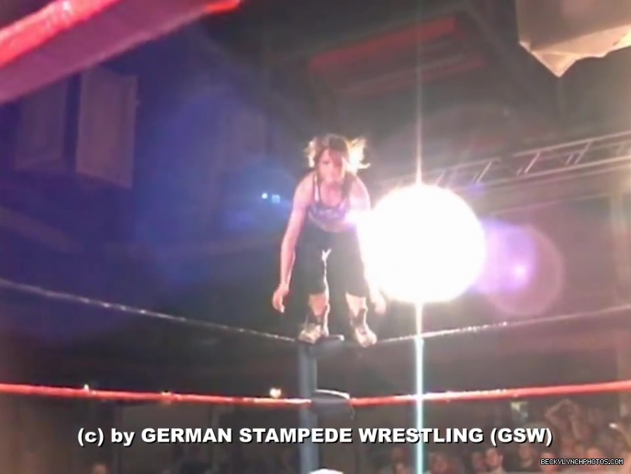GSW_Classics_Rebecca_Knoxx_28Becky_Lynch29_vs__Kisu_-_GSW_Unstoppable_2006_594.jpg