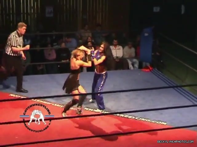 Rebecca_Knox_vs__Blue_Nikita_5BCWN_20065D_112.jpg