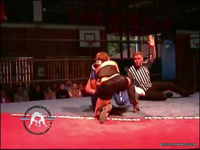 Rebecca_Knox_vs__Blue_Nikita_5BCWN_20065D_164.jpg