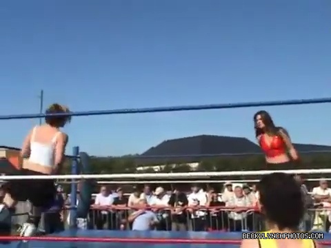 Katarina_Leigh_v_Rebecca_Knox28Becky_Lynch29_v_Sweet_Saraya_v_Jersey_QOC_Championship_Match_08_07_2005_mp4_000579760.jpg