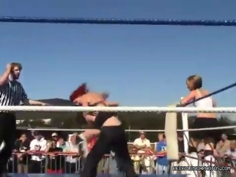 Katarina_Leigh_v_Rebecca_Knox28Becky_Lynch29_v_Sweet_Saraya_v_Jersey_QOC_Championship_Match_08_07_2005_mp4_000952080.jpg