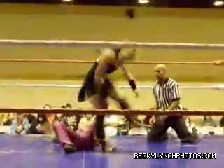 Supergirls_Championship_Match_141.jpg