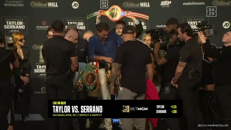 KATIE_TAYLOR_vs__AMANDA_SERRANO_WEIGH-IN_LIVESTREAM_Trim_1580.jpg