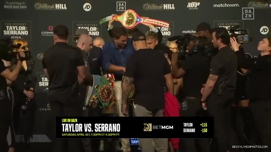 KATIE_TAYLOR_vs__AMANDA_SERRANO_WEIGH-IN_LIVESTREAM_Trim_1582.jpg