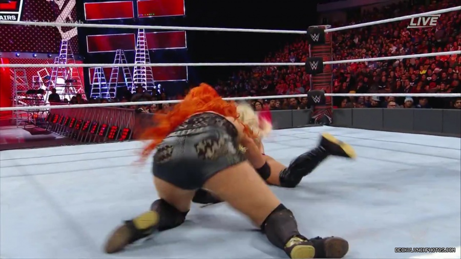 WWE_TLC_2016_PPV_720p_WEB_h264-HEEL_mp40276.jpg