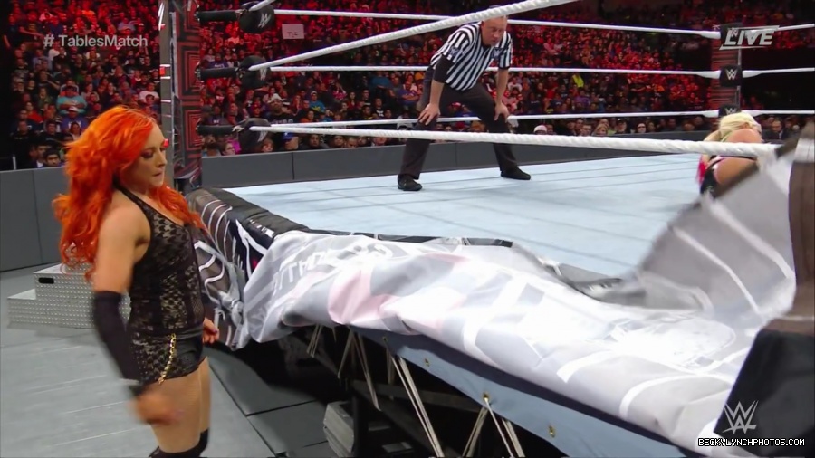 WWE_TLC_2016_PPV_720p_WEB_h264-HEEL_mp40297.jpg