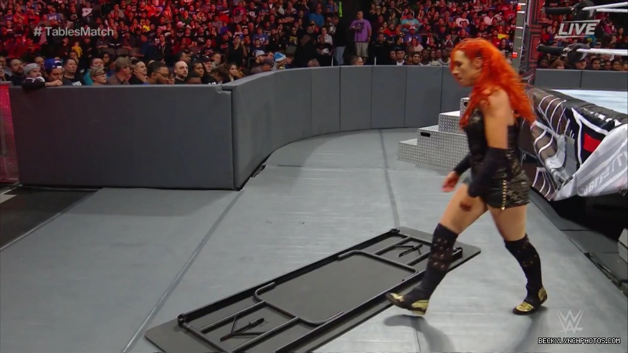 WWE_TLC_2016_PPV_720p_WEB_h264-HEEL_mp40309.jpg