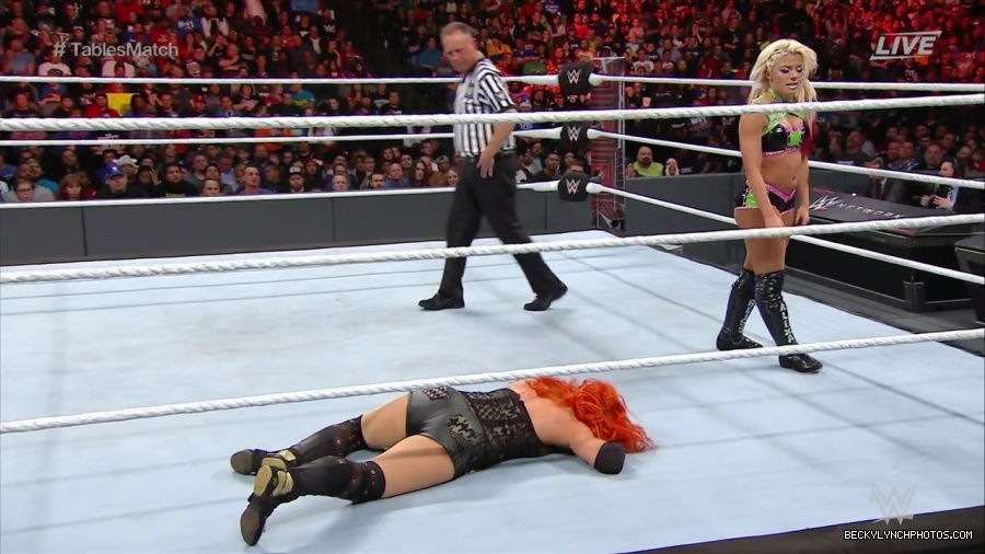 WWE_TLC_2016_PPV_720p_WEB_h264-HEEL_mp40464.jpg