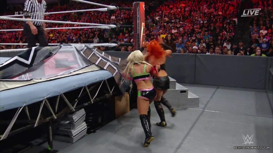 WWE_TLC_2016_PPV_720p_WEB_h264-HEEL_mp40486.jpg