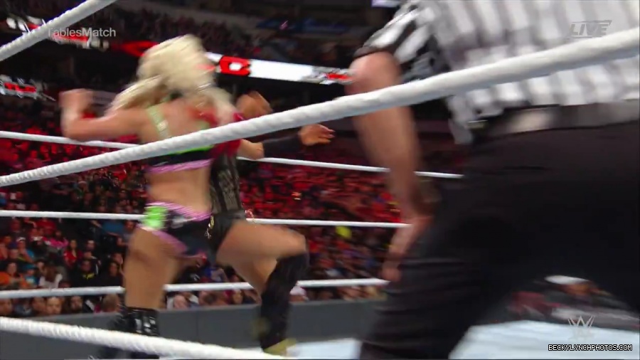 WWE_TLC_2016_PPV_720p_WEB_h264-HEEL_mp40578.jpg