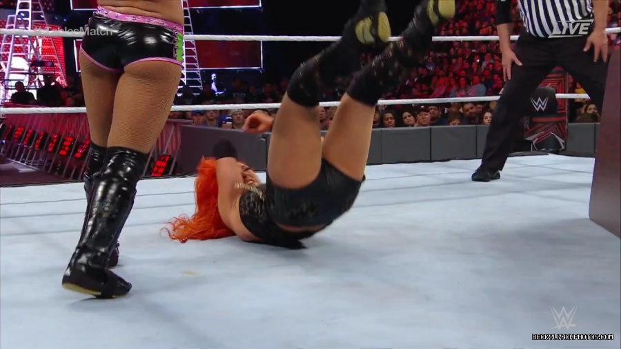 WWE_TLC_2016_PPV_720p_WEB_h264-HEEL_mp40674.jpg