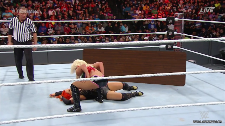 WWE_TLC_2016_PPV_720p_WEB_h264-HEEL_mp40679.jpg