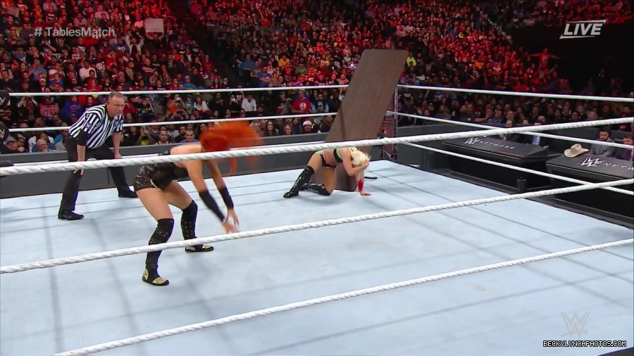 WWE_TLC_2016_PPV_720p_WEB_h264-HEEL_mp40729.jpg