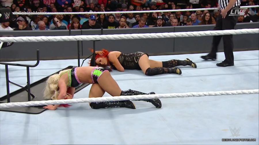 WWE_TLC_2016_PPV_720p_WEB_h264-HEEL_mp40870.jpg