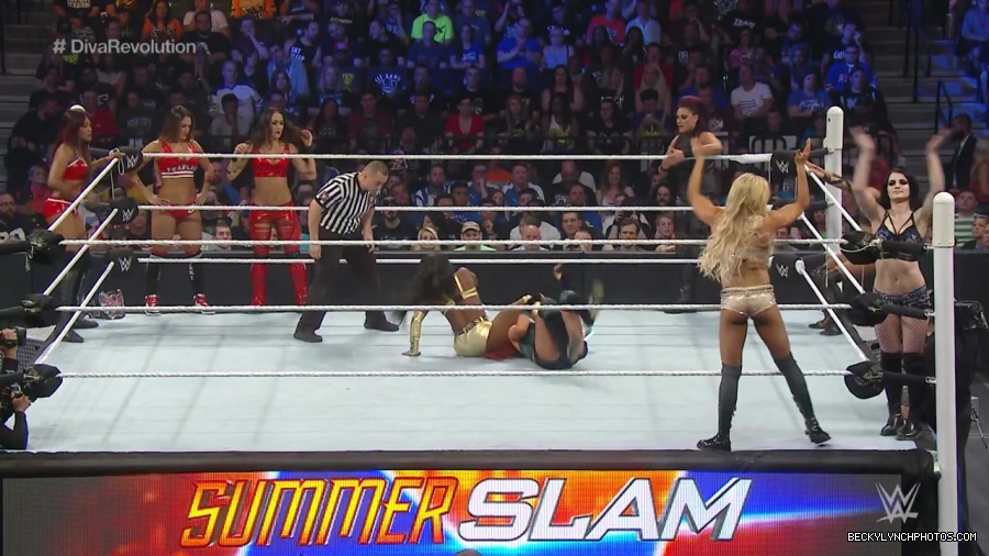 WWE_SummerSlam_2015_720p_WEB_h264-WD_mp40335.jpg