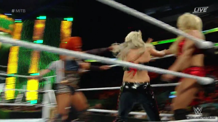 MITB_16_mp40442.jpg