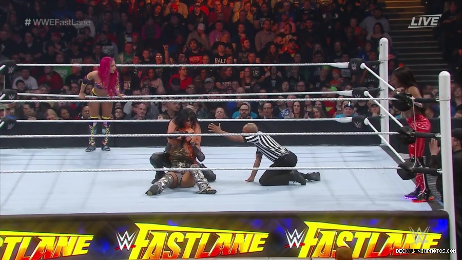 WWE_Fastlane_2016_PPV_720p_WEB_h264-HEEL_mp40895.jpg