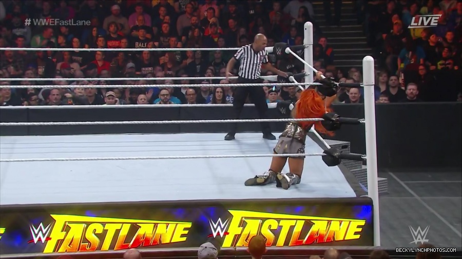 WWE_Fastlane_2016_PPV_720p_WEB_h264-HEEL_mp41101.jpg