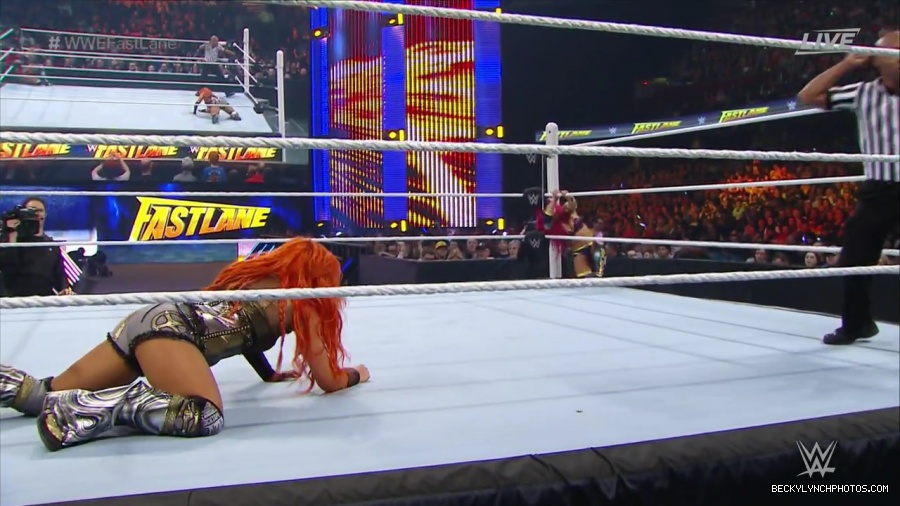 WWE_Fastlane_2016_PPV_720p_WEB_h264-HEEL_mp41104.jpg