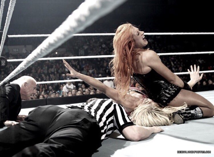 BeckyLynchWWE-0686766151771271168-20160111_222624-img1.jpg