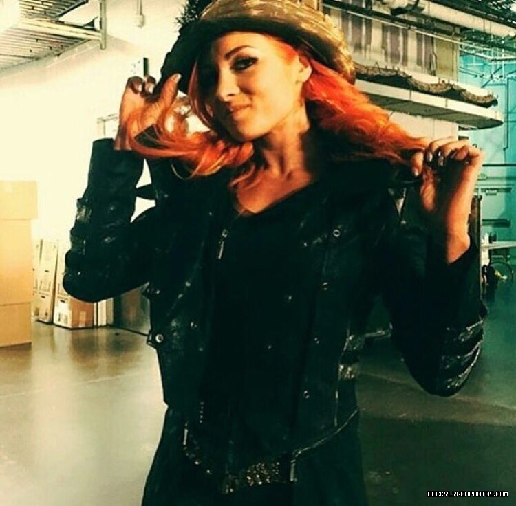 BeckyLynchWWE-0691489857844199424-20160124_231644-img1.jpg