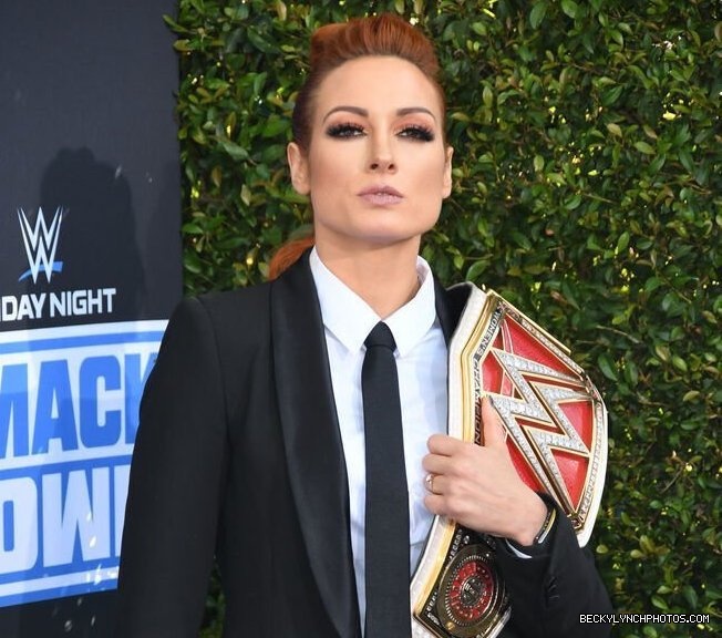 BeckyLynchWWE-1180964601745334272-20191006_165436-img1.jpg