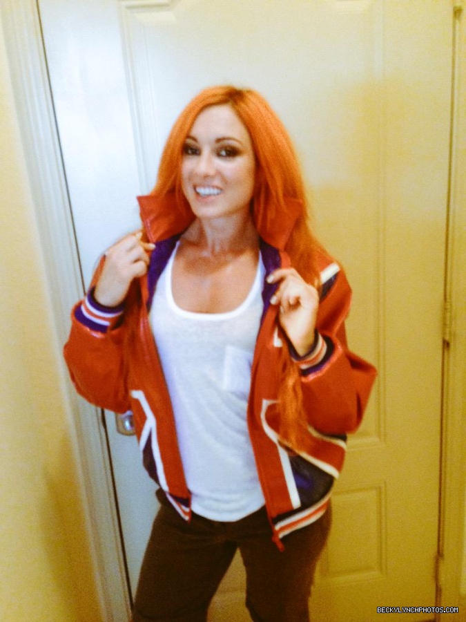 BeckyLynchWWE-0619341718639521792-20150709_220547-img1.jpg