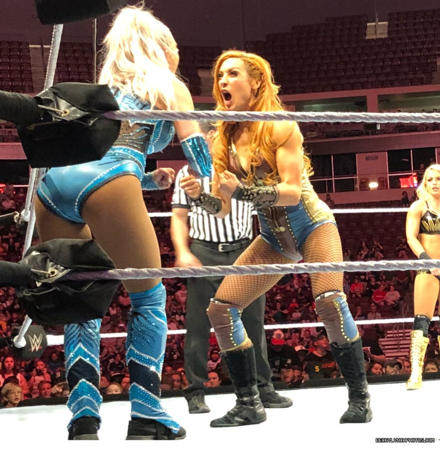 BeckyLynchWWE-1023939205507022848-20180730_093145-img1.jpg